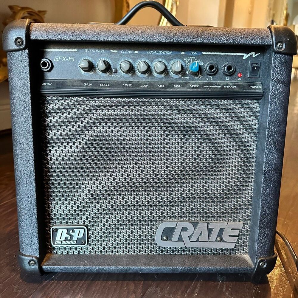 Crate DSP On Board GFX-15 Solid State Multifunction Guitar Combo Amplifier Black